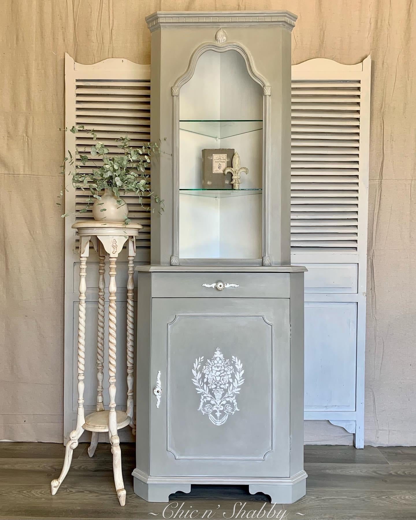 Macadamia - Chalk Finish